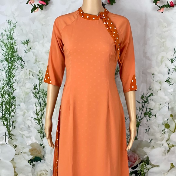 Other - Ao dai cach tan vay 4 ta chấm bi, New beautiful Vietnamese
size L Vietnam (US 4